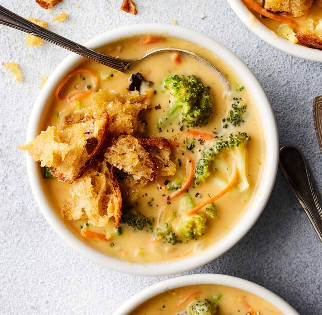 Copycat Panera Broccoli Cheese Soup