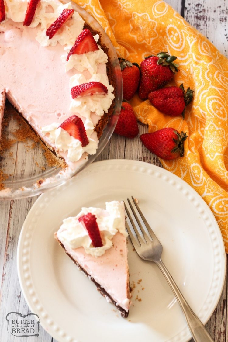 Strawberry Ice Cream Pie
